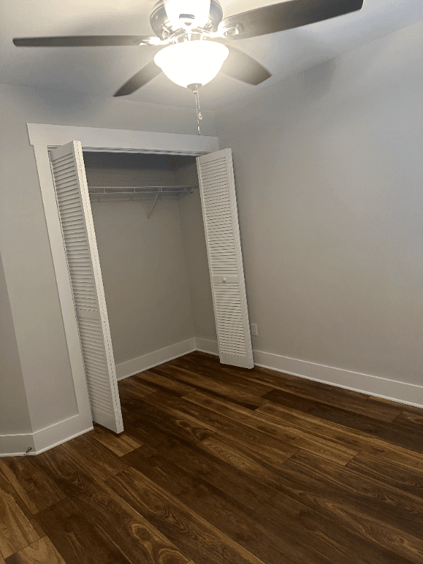 Chattanooga Multiplex: 4412 Shelborne Dr