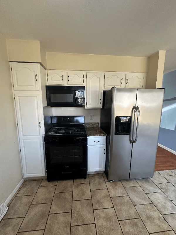 Reynoldsburg House: 6902 Ardelle Dr.