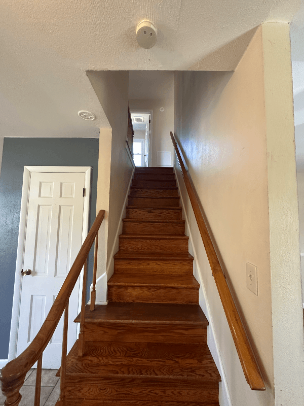 Reynoldsburg House: 6902 Ardelle Dr.