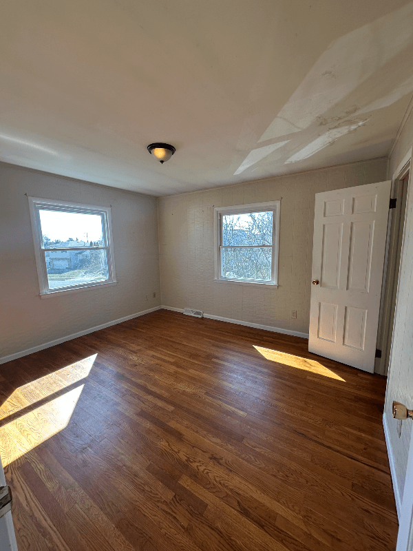 Reynoldsburg House: 6902 Ardelle Dr.