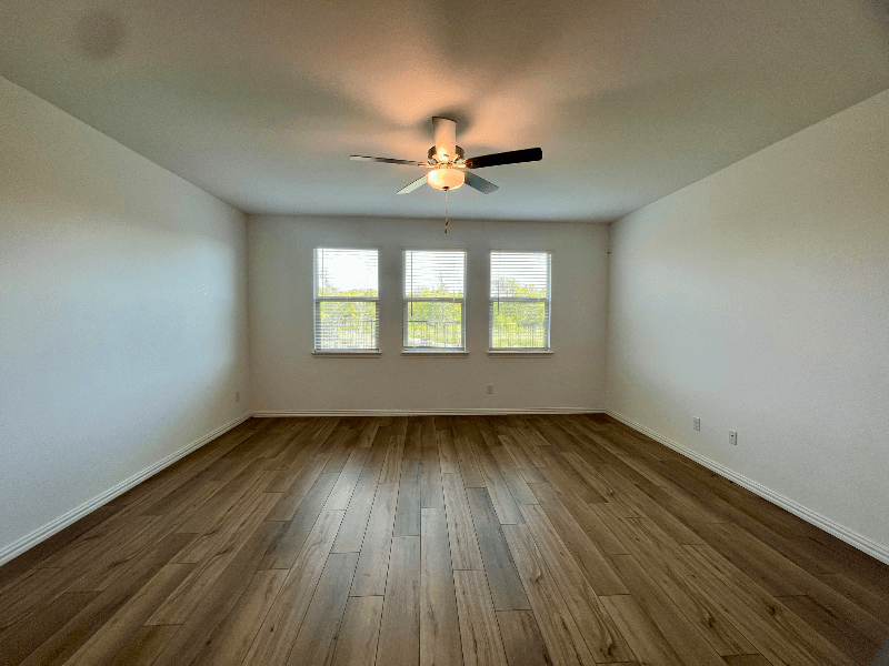 Fate House: 232 Jenkinson Dr