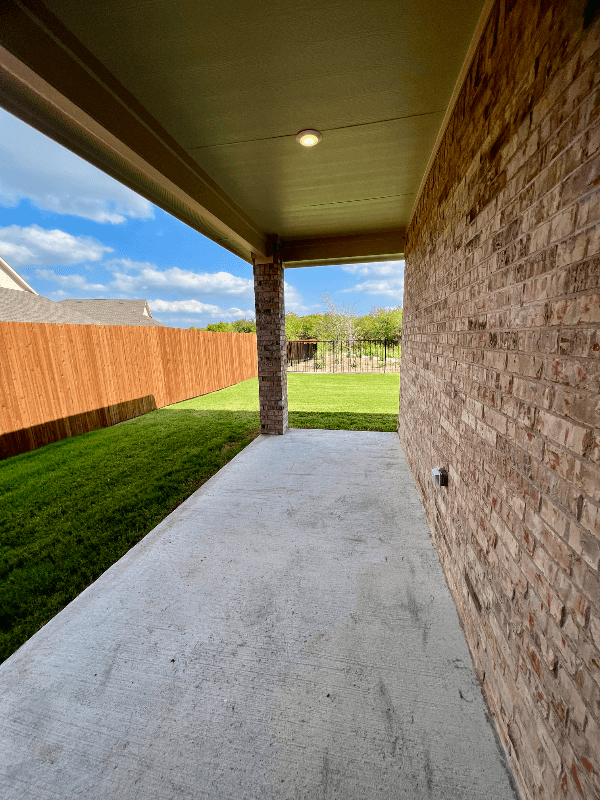 Fate House: 232 Jenkinson Dr
