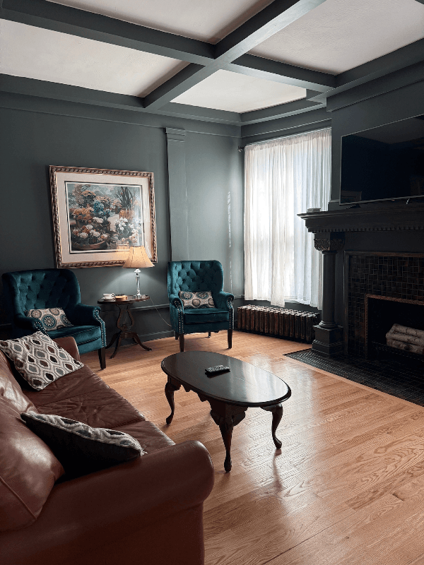 Bay City Apartment: 701 N Lincoln