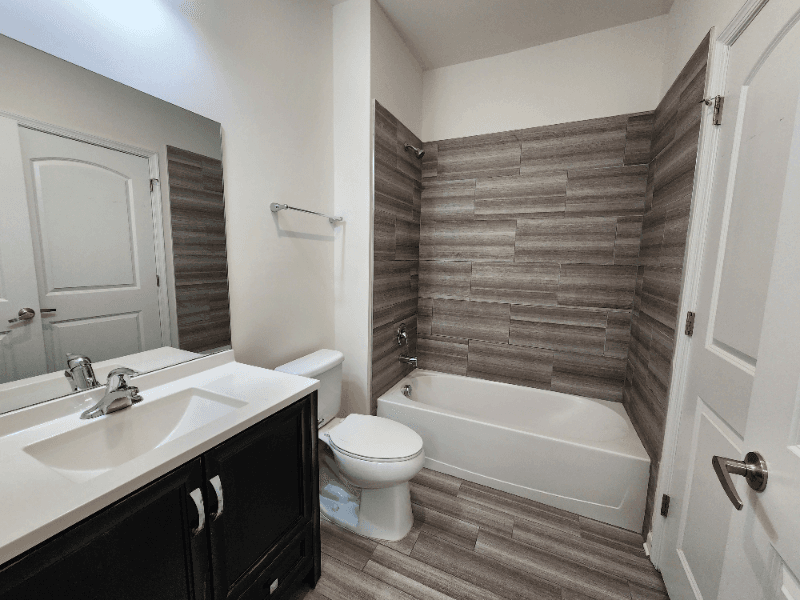 Somerset Apartment: 510 Hamilton St