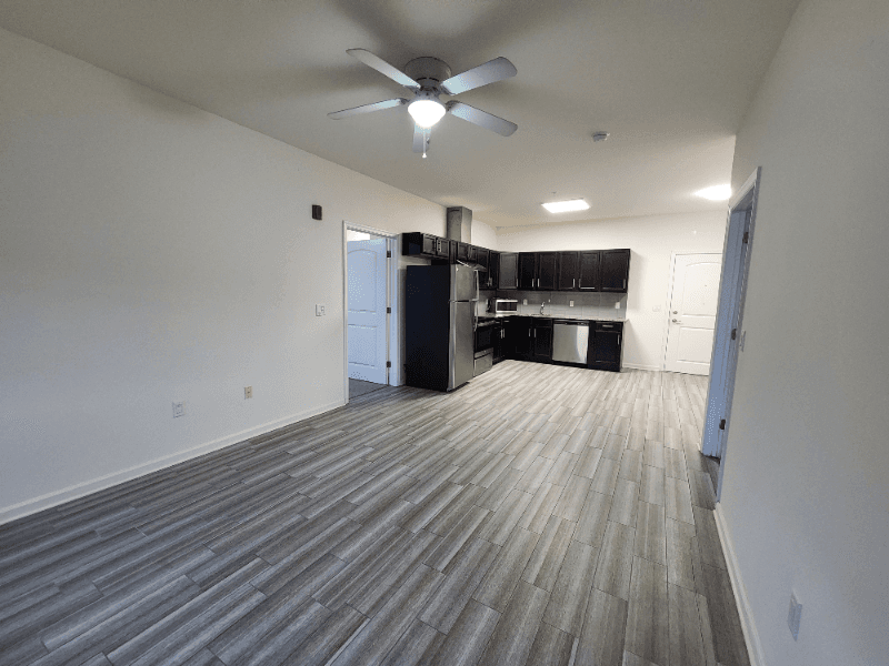 Somerset Apartment: 510 Hamilton St