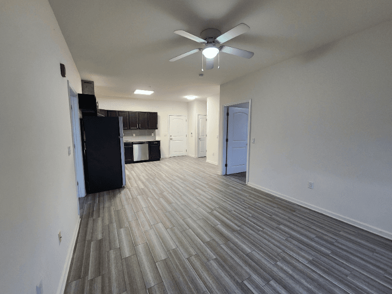 Somerset Apartment: 510 Hamilton St