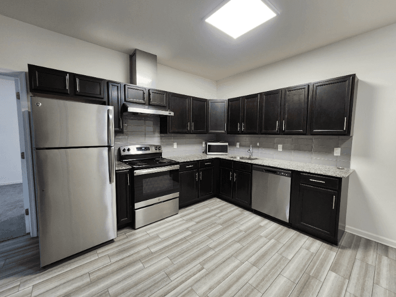 Somerset Apartment: 510 Hamilton St