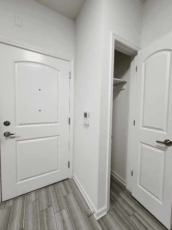 Somerset Apartment: 510 Hamilton St