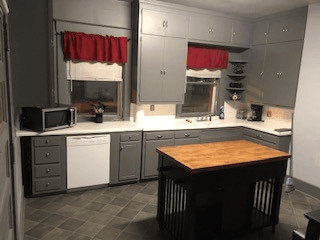 Danville Single Room: 419 N Gilbert St.