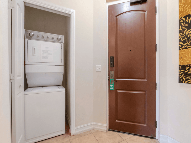 Tampa Condo: 13941 Clubhouse Dr