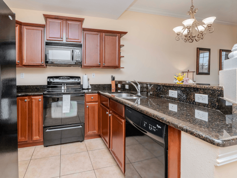 Tampa Condo: 13941 Clubhouse Dr