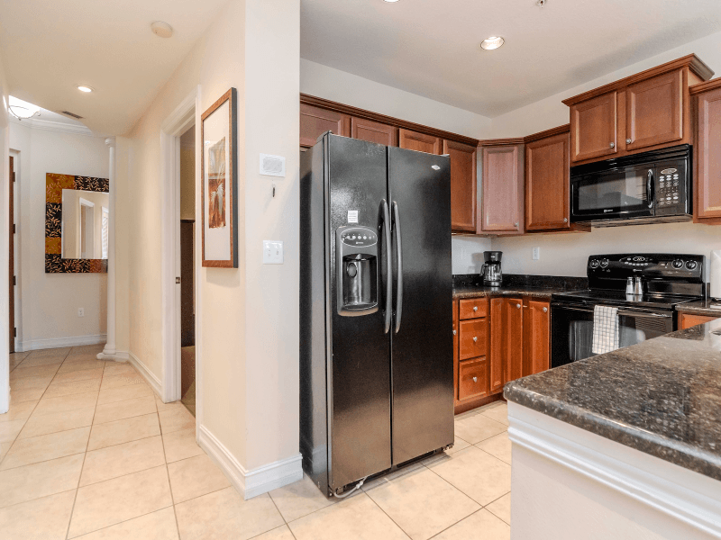 Tampa Condo: 13941 Clubhouse Dr