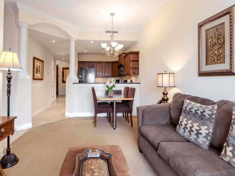 Tampa Condo: 13941 Clubhouse Dr