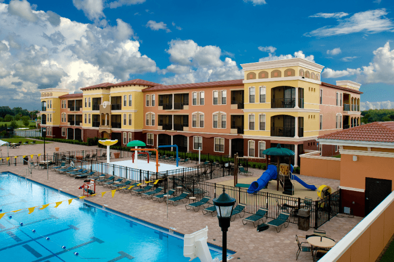 Tampa Condo: 13941 Clubhouse Dr