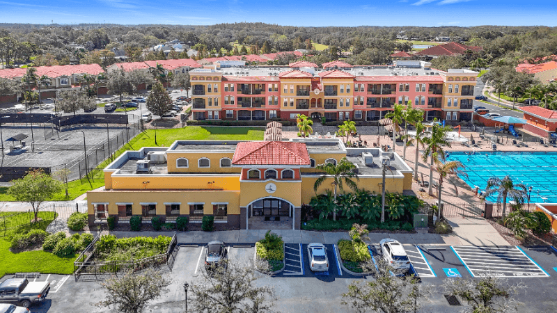 Tampa Condo: 13941 Clubhouse Dr