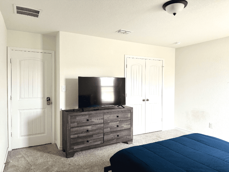 San Antonio Single Room: 3310 Battlecry