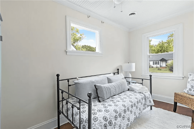 RICHMOND House: 3704 Patrick Ave