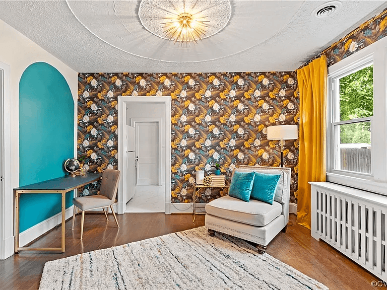 RICHMOND House: 3704 Patrick Ave