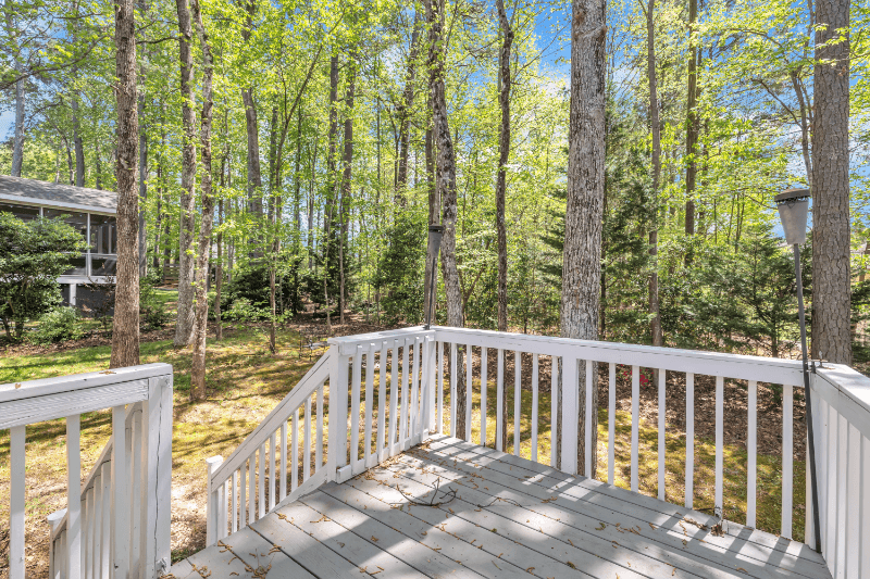 Cary House: 102 Cove Creek