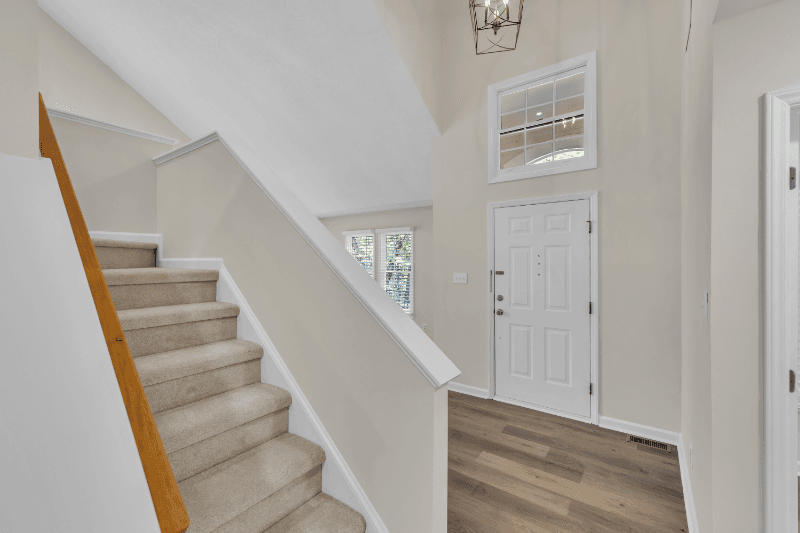Cary House: 102 Cove Creek