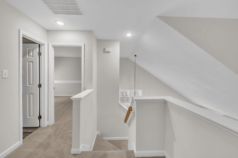 Cary House: 102 Cove Creek