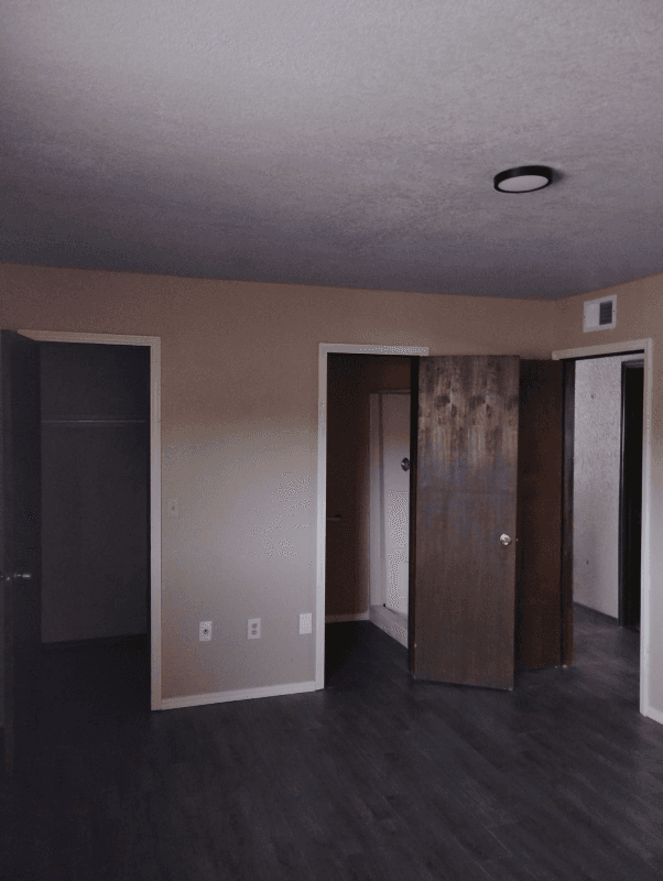 Wilburton Apartment: 902 Cynthia Street