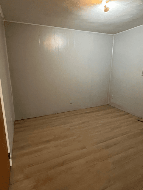 Sullivan Apartment: 421 S Grant St.