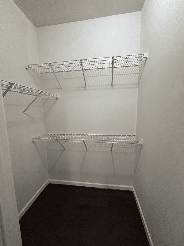 Upper Marlboro House: 15506 Symondsbury Way