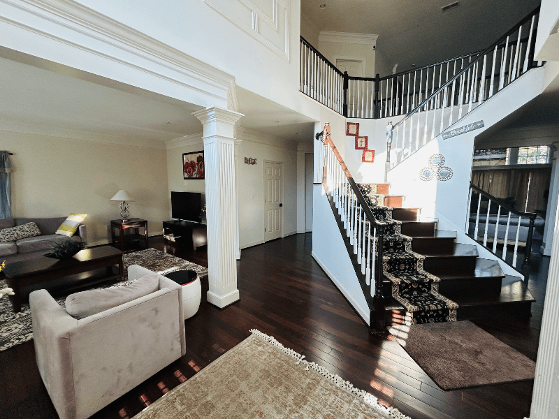 Upper Marlboro House: 15506 Symondsbury Way