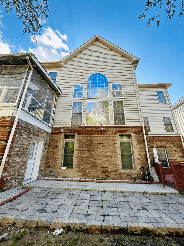 Upper Marlboro House: 15506 Symondsbury Way