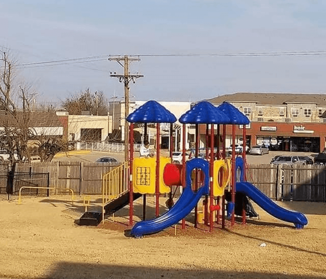 Yukon Apartment: 1000 S Cornwell Drive