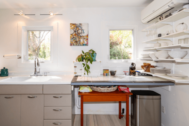 Ashland House: 671 Siskiyou Blvd