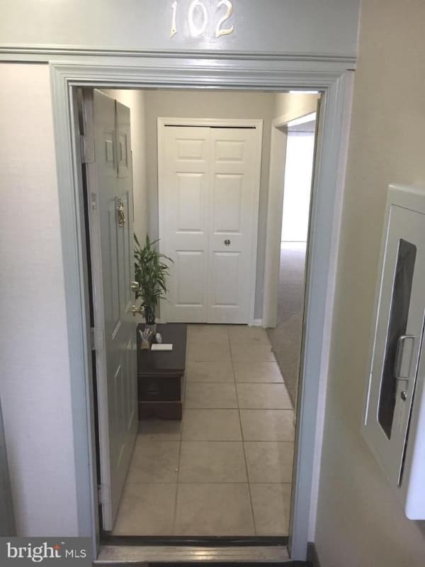 Leesburg Condo: 1002 Foxhunt Ter NE