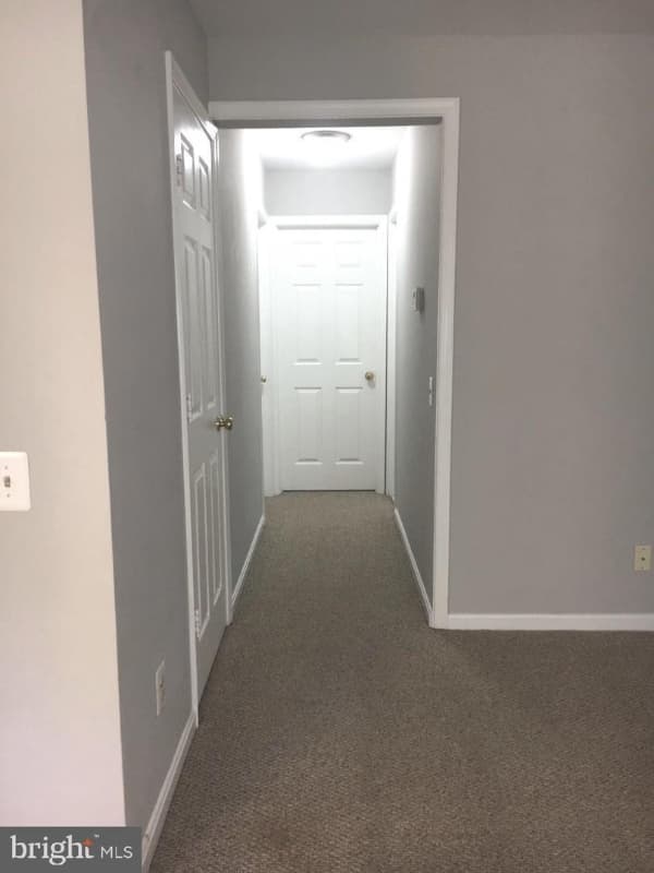 Leesburg Condo: 1002 Foxhunt Ter NE