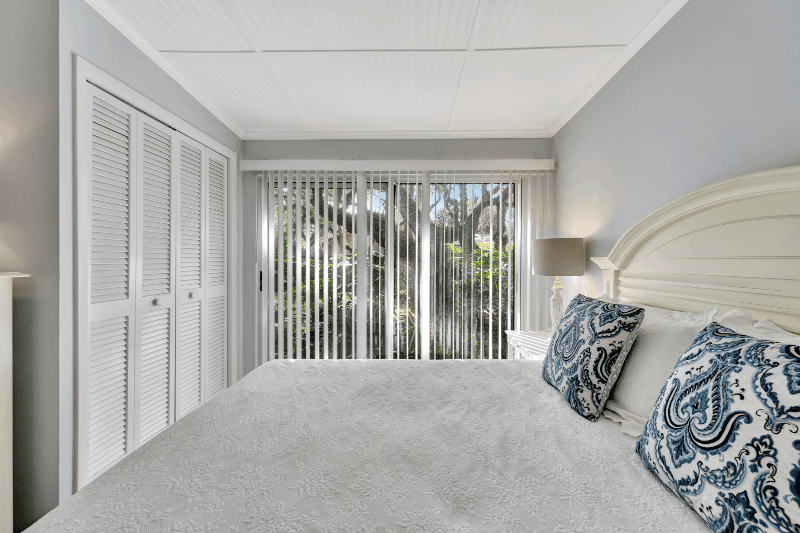 Vero Beach Apartment: 720 Lantana Ln
