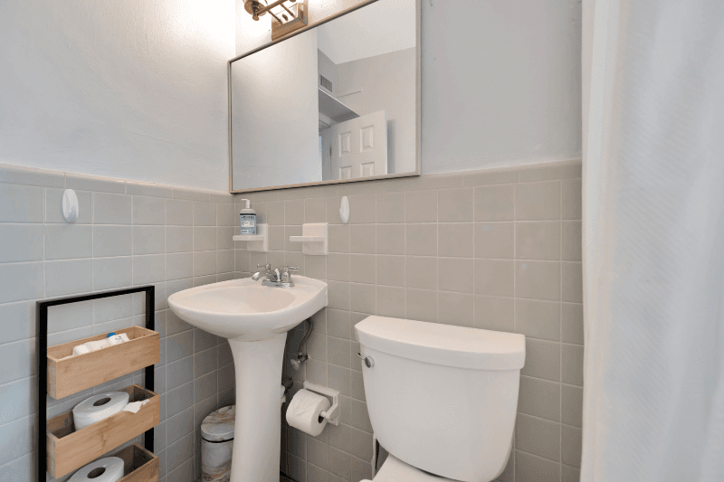 Vero Beach Apartment: 720 Lantana Ln