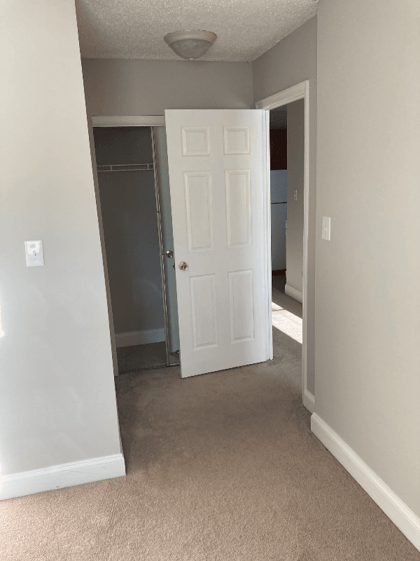 Alexandria Other: 2305 Farrington Ave