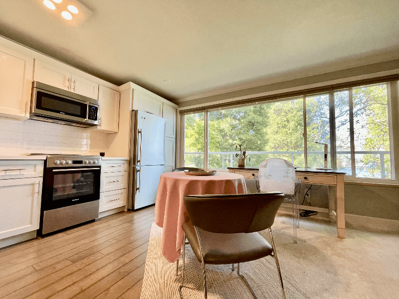 Seattle Condo: 1810 43rd ave E