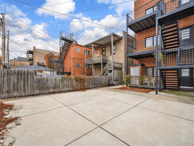 Chicago Other: 2248 W Taylor St, 1