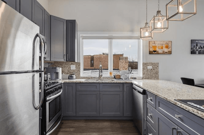 Chicago Other: 2248 W Taylor St, 1