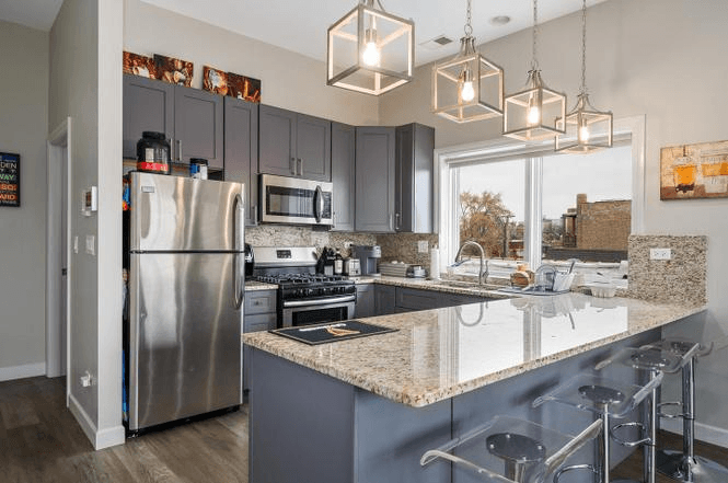 Chicago Other: 2248 W Taylor St, 1