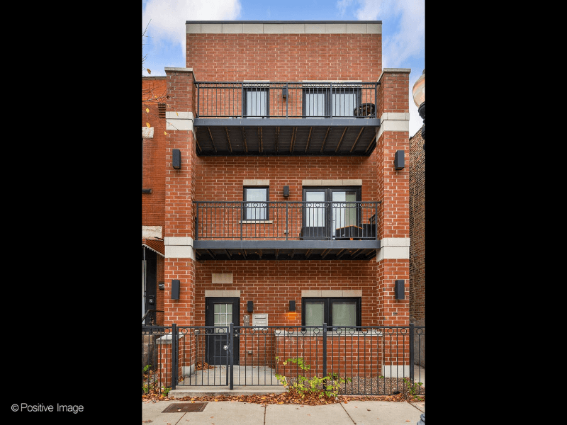 Chicago Other: 2248 W Taylor St, 1