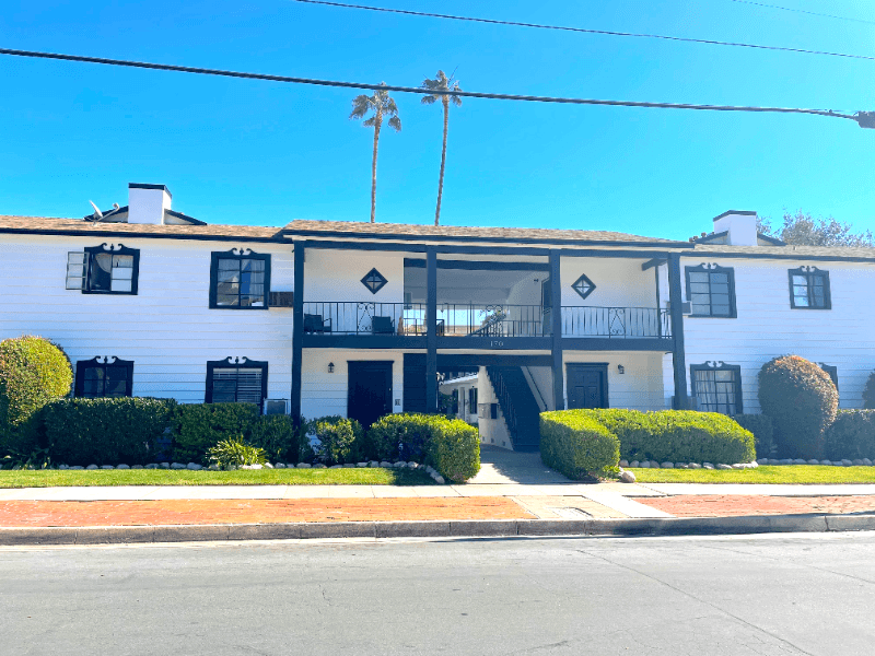 Pasadena Apartment: 170 S Chester