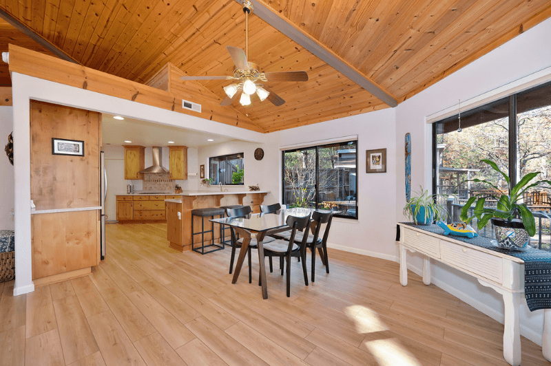 Grass Valley House: 19813 Casa Loma Dr