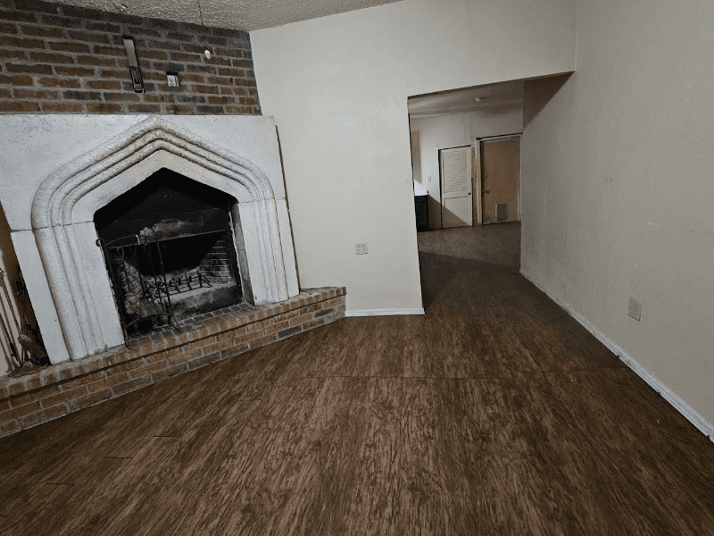 San Antonio House: 109 Gravel