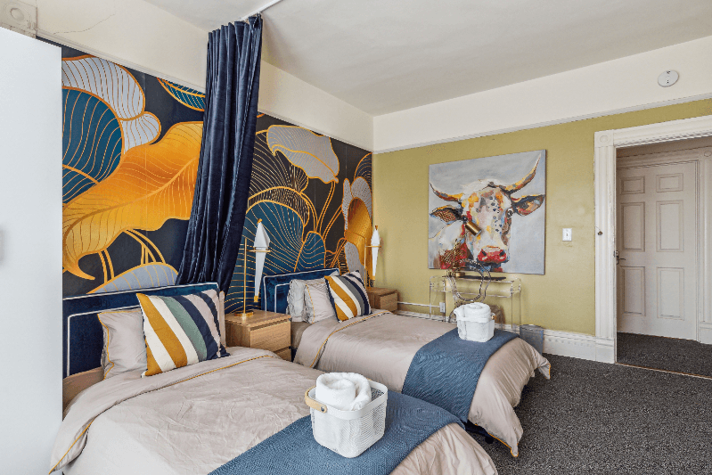 Berkeley Apartment: 2332 Fulton St.
