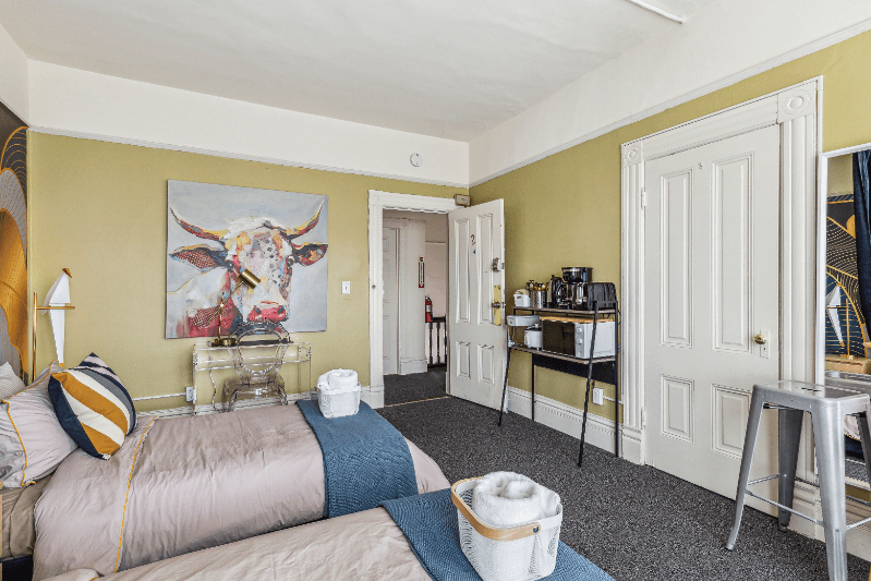 Berkeley Apartment: 2332 Fulton St.