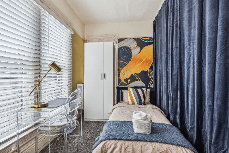 Berkeley Apartment: 2332 Fulton St.