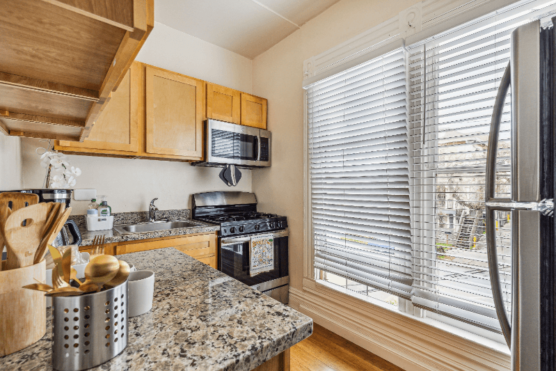 Berkeley Apartment: 2332 Fulton St.