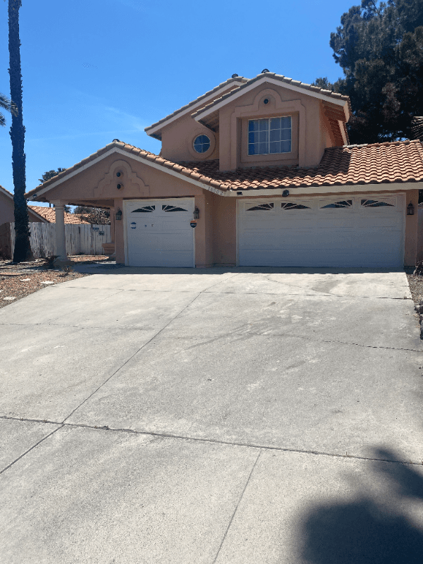 Lake Elsinore House: 16502 Mango Way